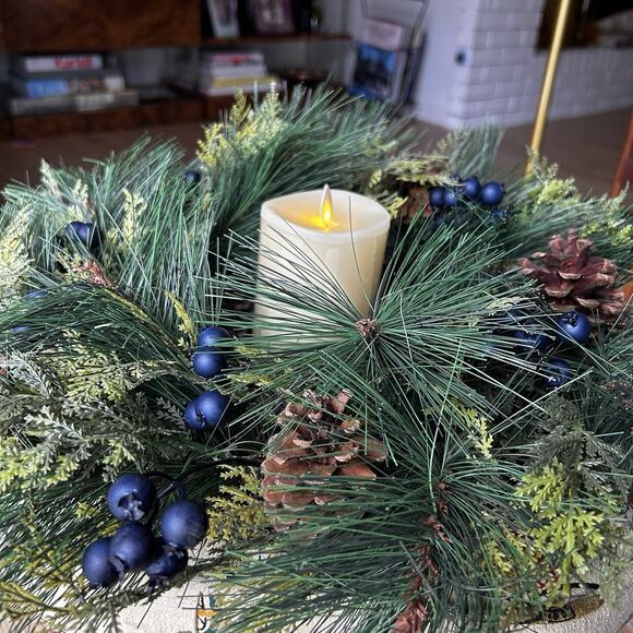 Luminara 4.5" Pillar Flameless Candle + Christmas 18" Wreath Blue Berries Pines - Picture 4 of 10
